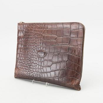 A Mulberry lethter briefcase and document case.