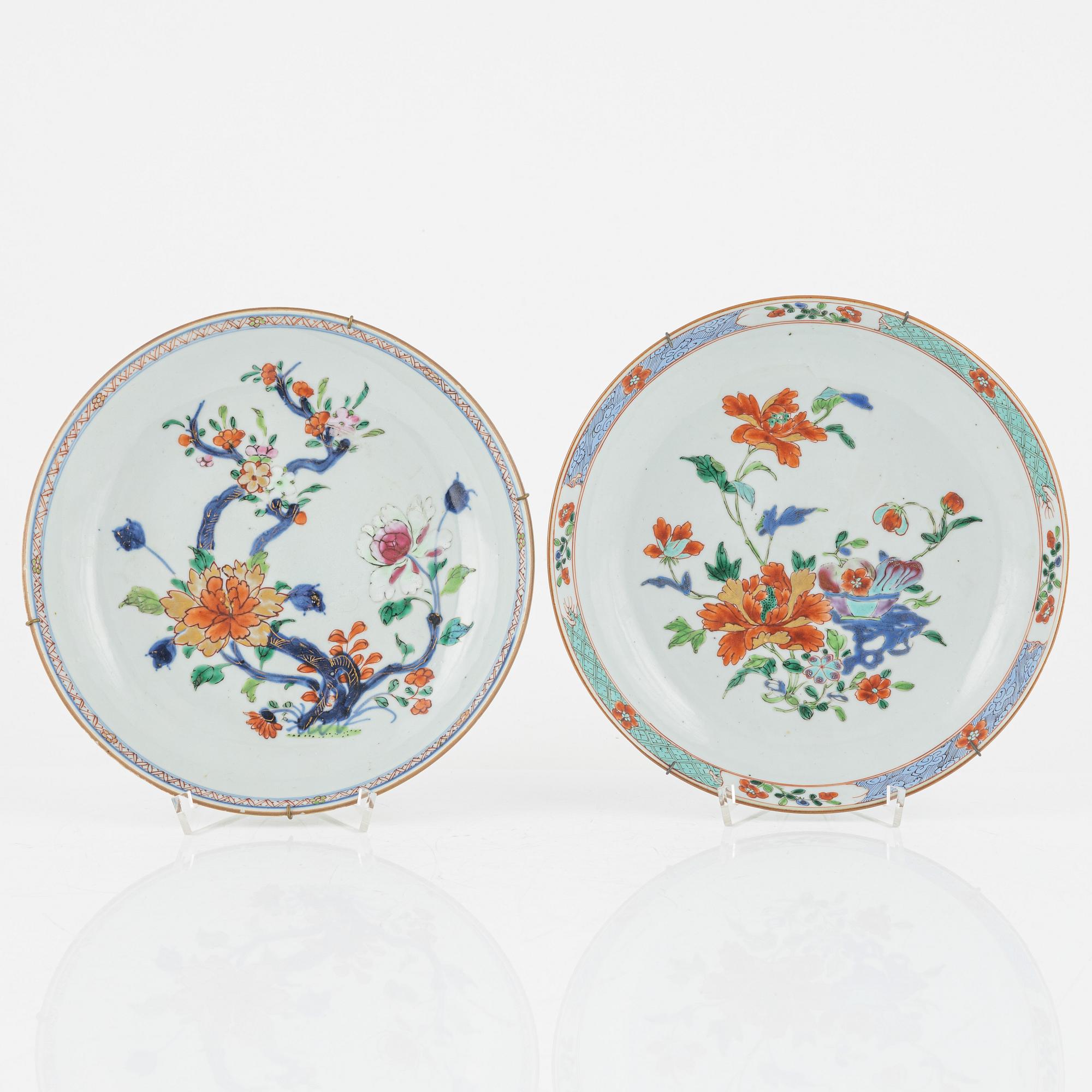 Two famille rose dishes, Qing dynasty, 18th Century.
