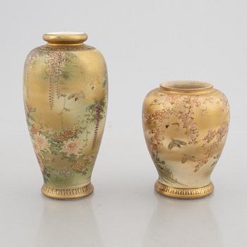 A pair of Satsuma-ware porcelain vases, signed Hizan, Japan, Meiji (1868-1912).