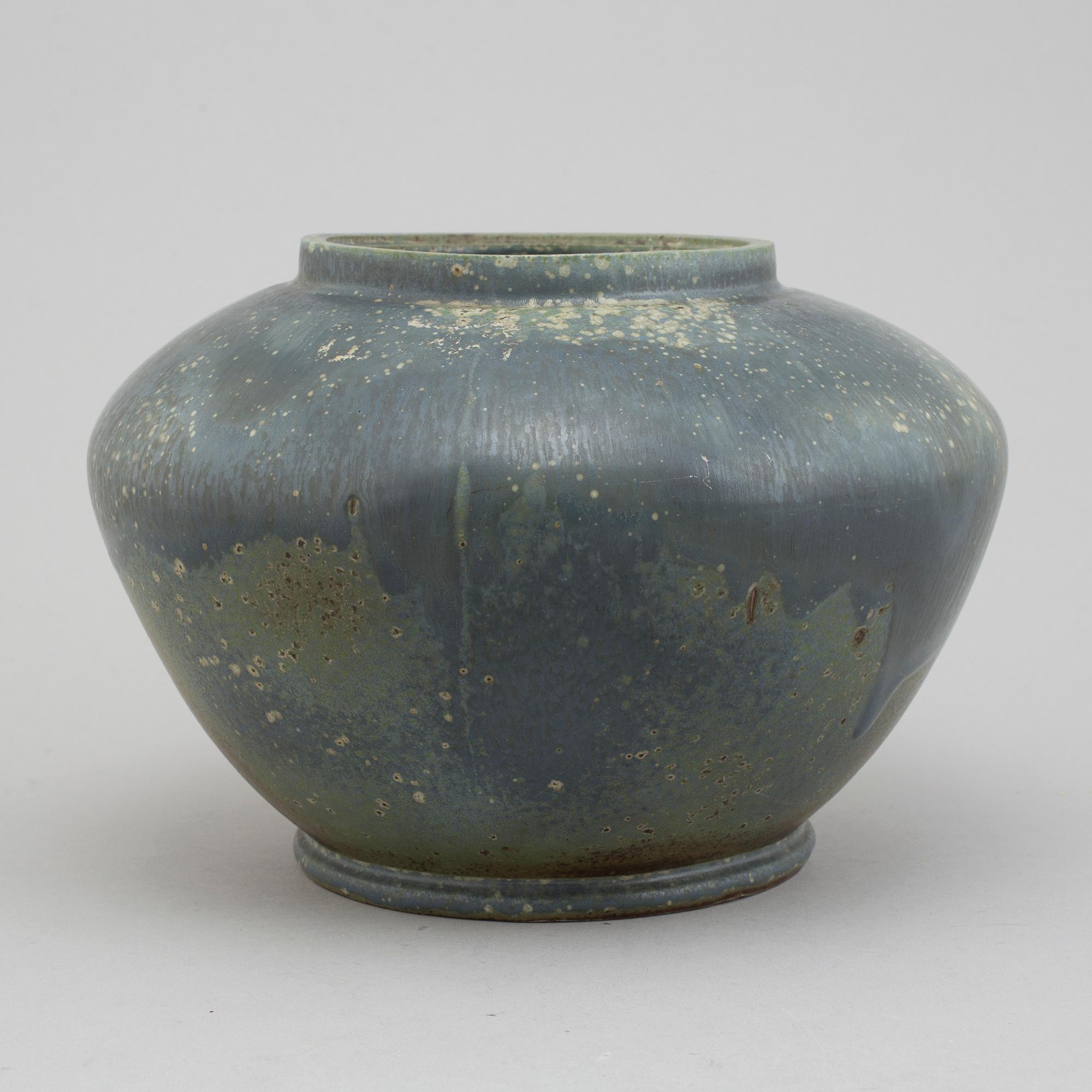BODE WILLUMSEN & HANS HANSEN, a stoneware jar, Denmark, signed and dated 16-4-1937.