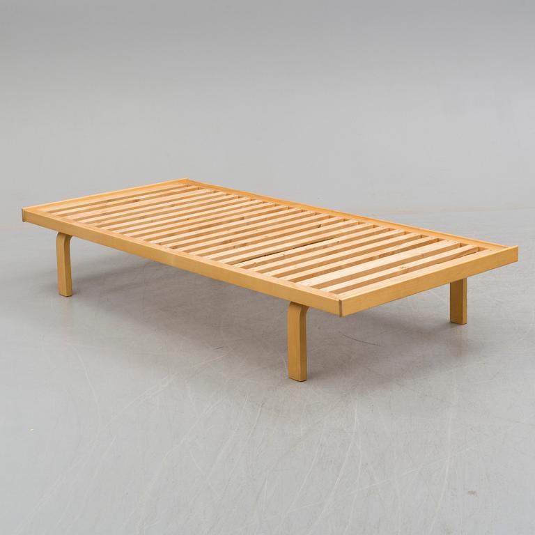 ALVAR AALTO, a model 710 birch day bed from Artek.