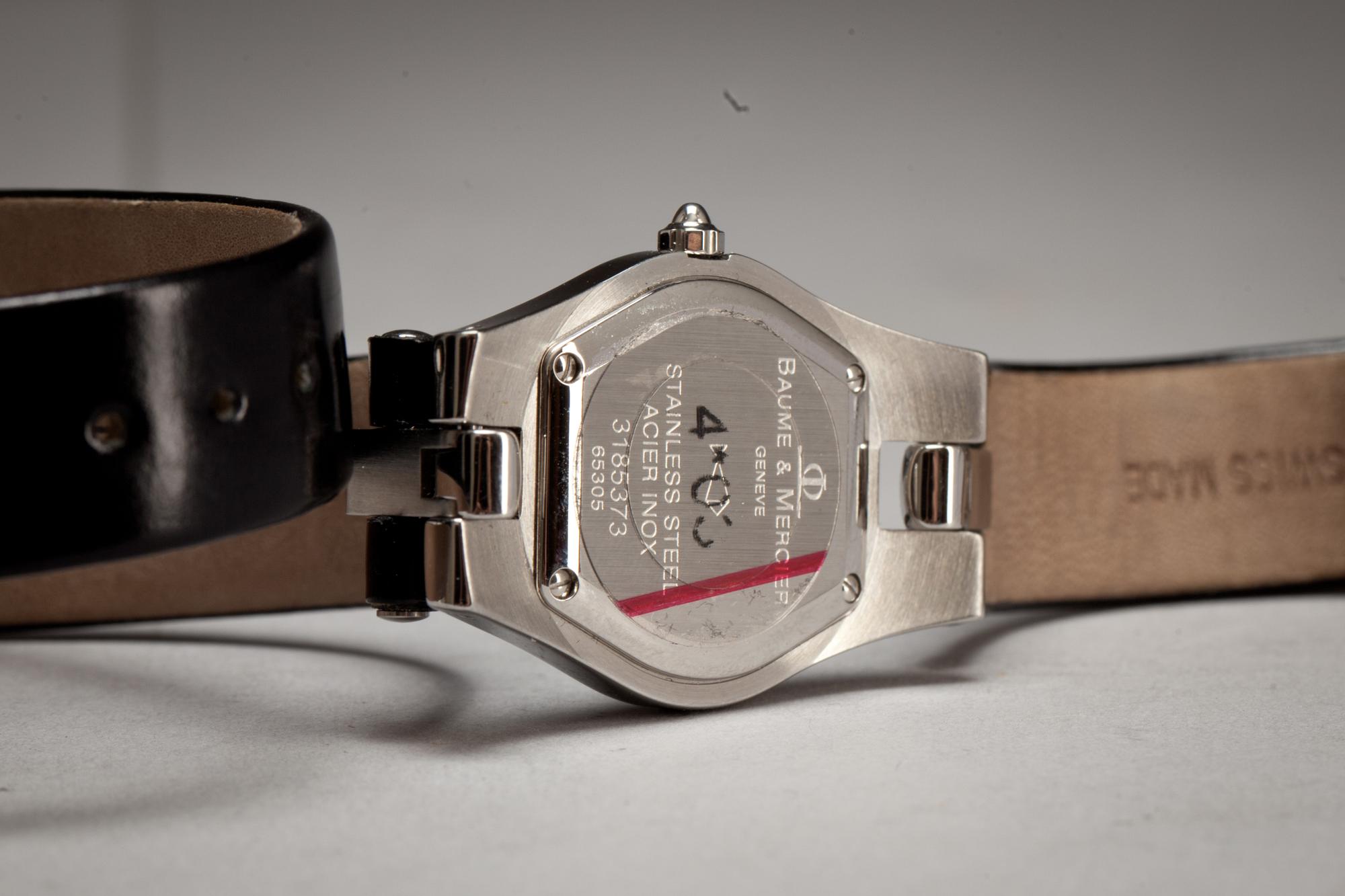 ARMBANDSUR, dam. Baume & Mercier, Geneve.