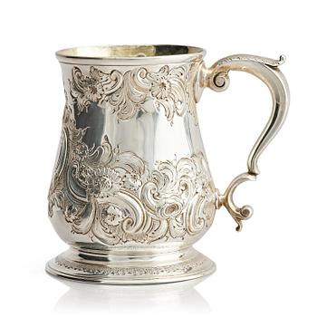 356. A British silver tankard, mark of Thomas Whipham, London 1754.
