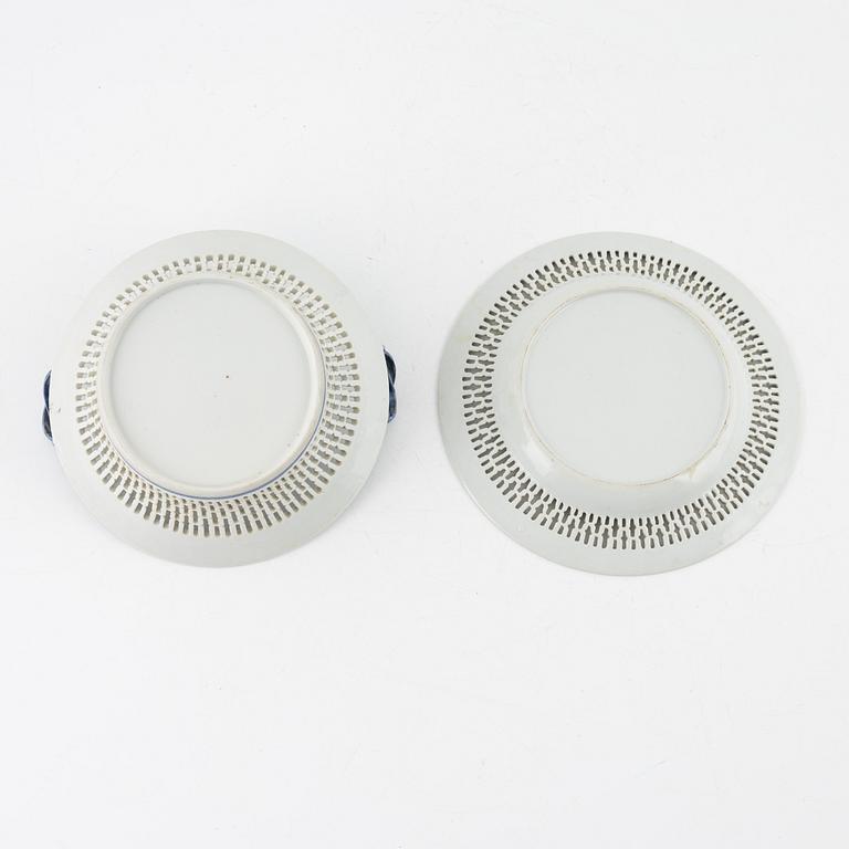 Gallerskål med fat, porslin, Qingdynasti, Kina, omkring 1800.