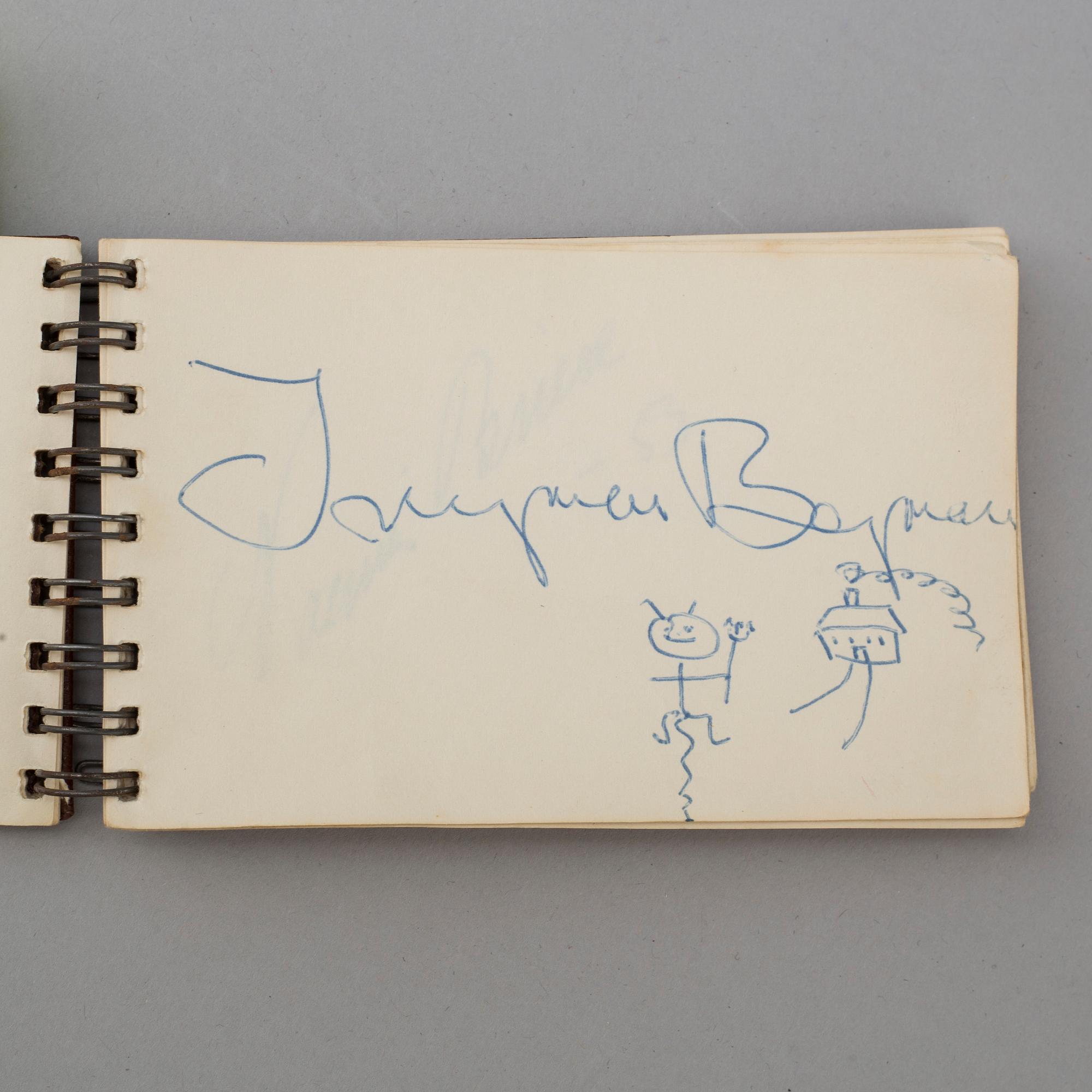 AUTOGRAFHÄFTE, med 28 autografer, egenhändiga, bl a Ingmar Bergman och Harriet Andersson.