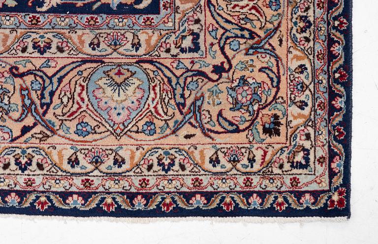 Matta, Najafabad, ca 385 x 290 cm.