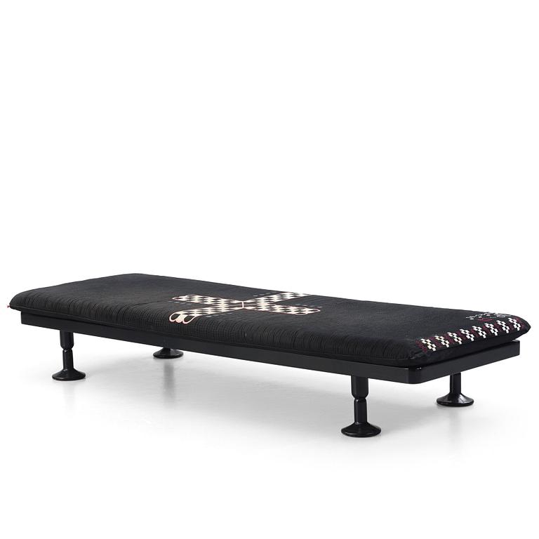 Nipa Doshi & Jonathan Levien, daybed, model "Charpoy cod 123", Moroso, 2009.