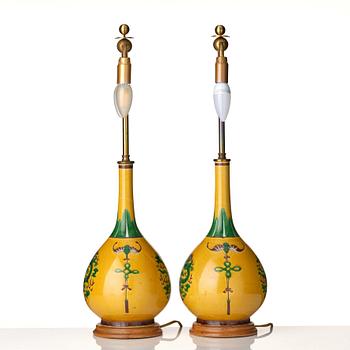 A pair of late yellow ground vases with five clawed dragons, late Qing dynasty.