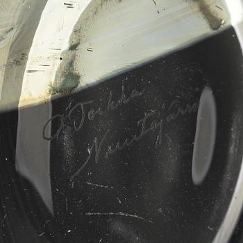 Oiva Toikka, a glass bird, signed Oiva Toikka Nuutajärvi.