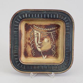 A Wilhelm Kåge 'Farsta' stoneware dish, Gustavsberg Studio, 1949.