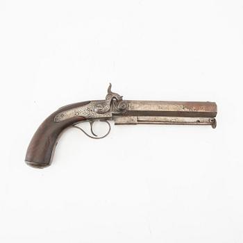 A percussion pistol, 19th century.