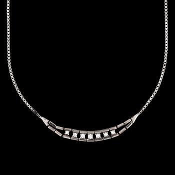 A diamond, circa 0.40 ct in total, necklace.