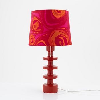 Uno & Östen Kristiansson, a red 'Flens' table light, Luxus, Vittsjö.