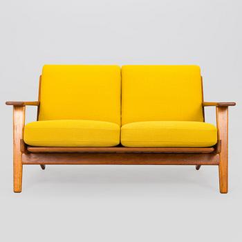 Hans J. Wegner, a 'GE 290' sofa for Getama, Gested, Denmark.