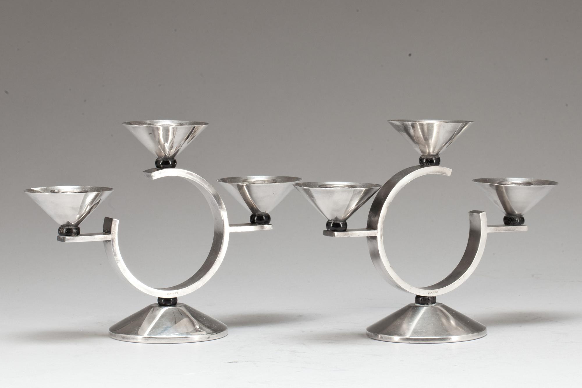 LJUSSTAKAR, ett par, nysilver, art decostil, märkt N.F.S.