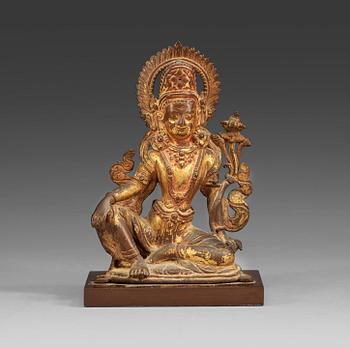 FIGURIN, förgylld brons. Föreställande Indra, Nepal, 1700-tal eller äldre.