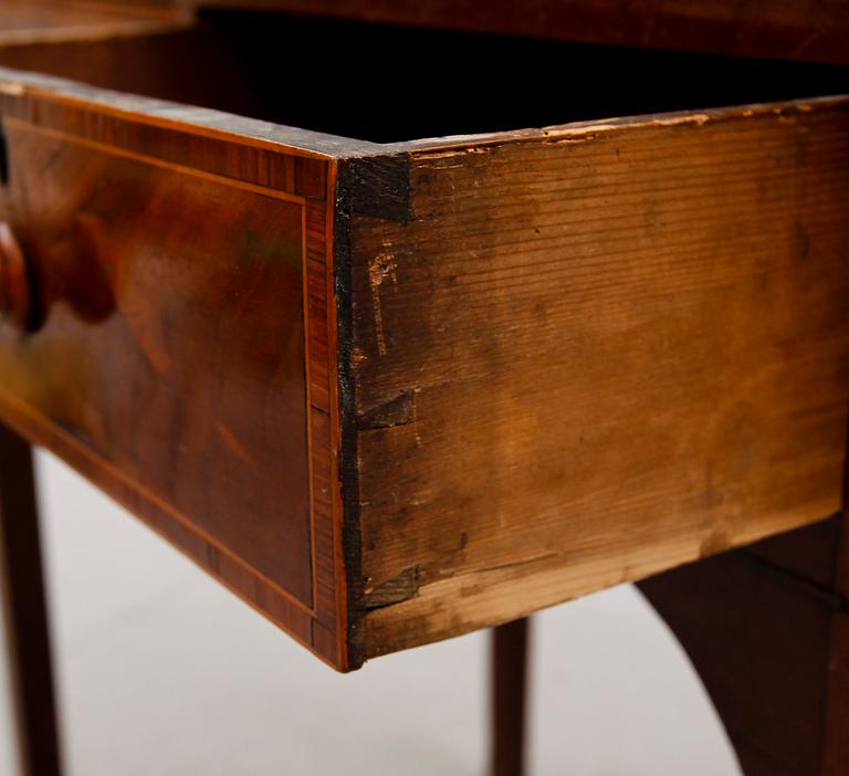 SKRIVBORD, England, 1800-talets andra hälft.