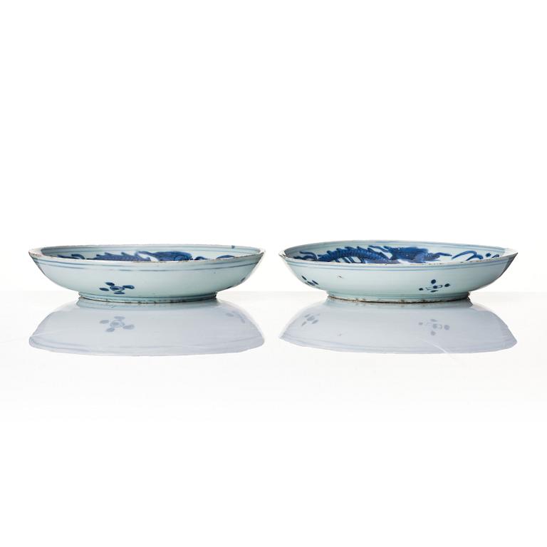 A pair of blue and white dishes, Ming dynasty, 1630s/40s.