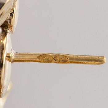 Korvakorut, 18K kultaa ja ruusuhiottuja timantteja.