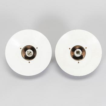 Paavo Tynell, a pair of 1930s wall light, model 2602 Taito, 1930s.