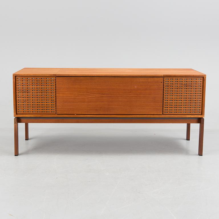 MUSIKMÖBEL, Beomaster 1200 RG Type 2226, Bang & Olufsen, 1965.