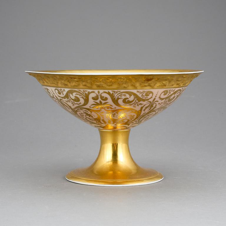 FAT PÅ FOT, sk. Tazza, Berlin, 1830-tal.