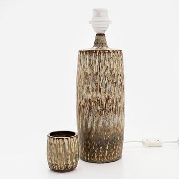 Gunnar Nylund, a stoneware table lamp and pen holder, Rörstrand, mid-20th century.