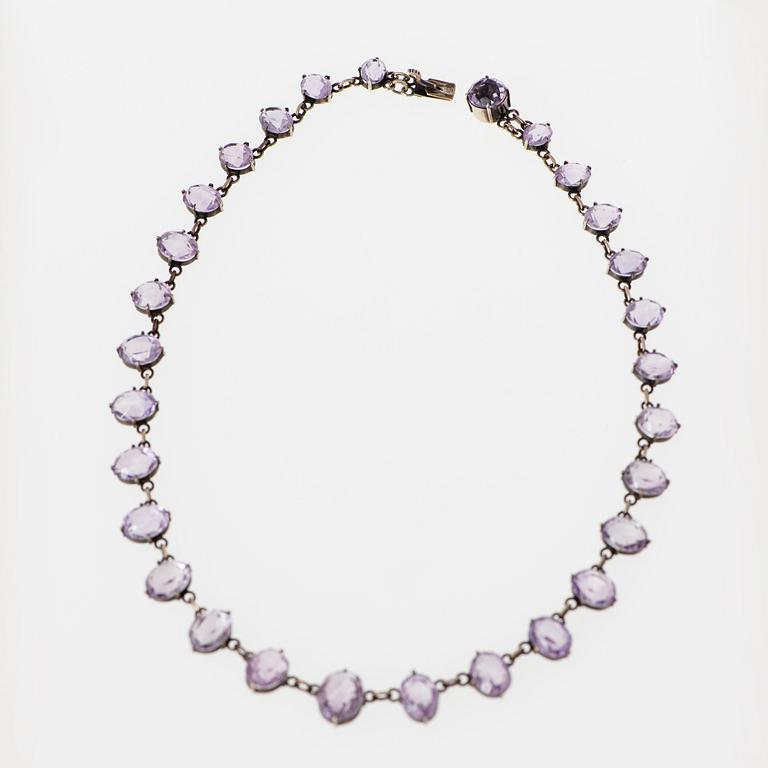 COLLIER, fasettslipade ametister, silver. Sverige.