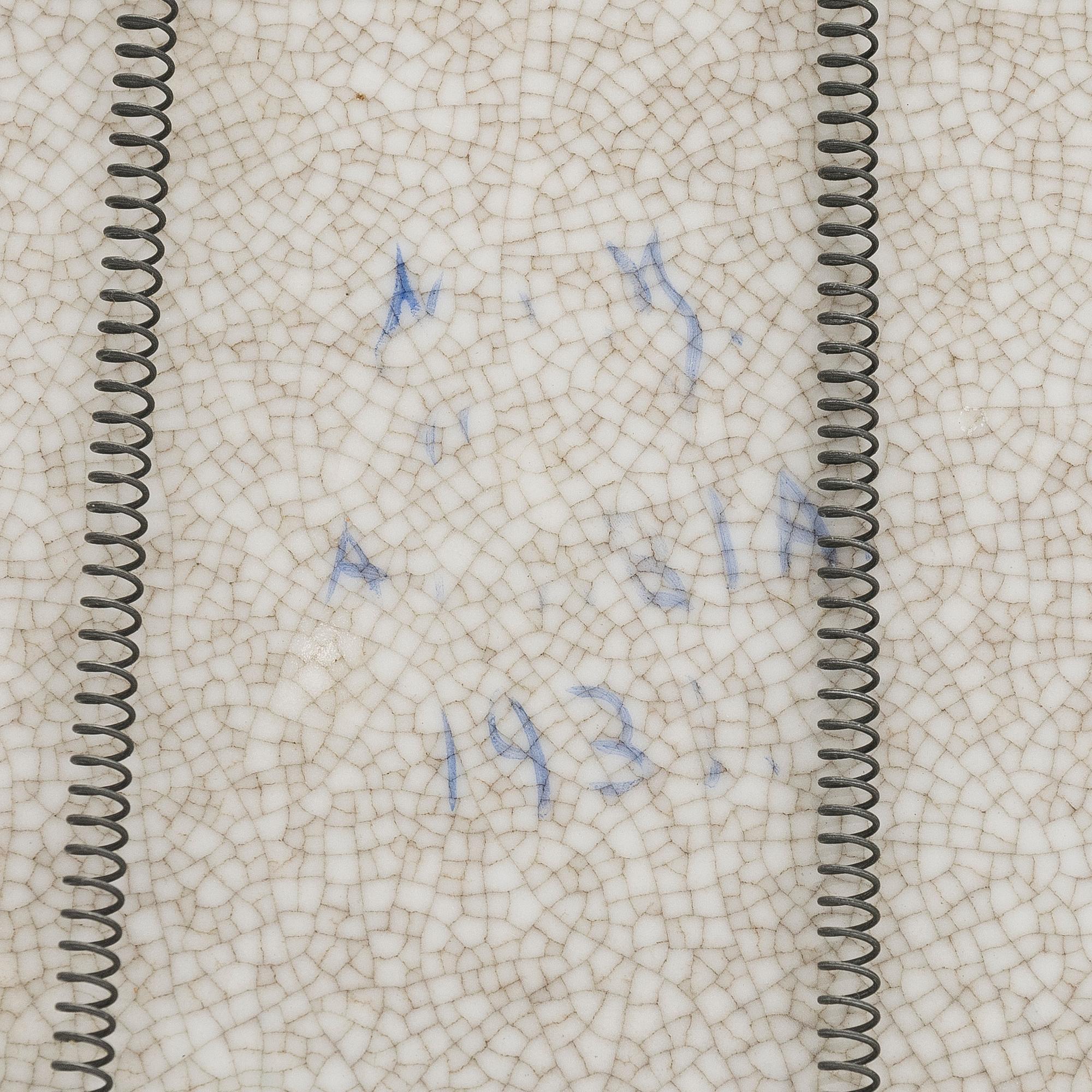 Greta-Lisa Jäderholm-Snellman, keramikfat, signerad GLJ Arabia, 1930-tal.