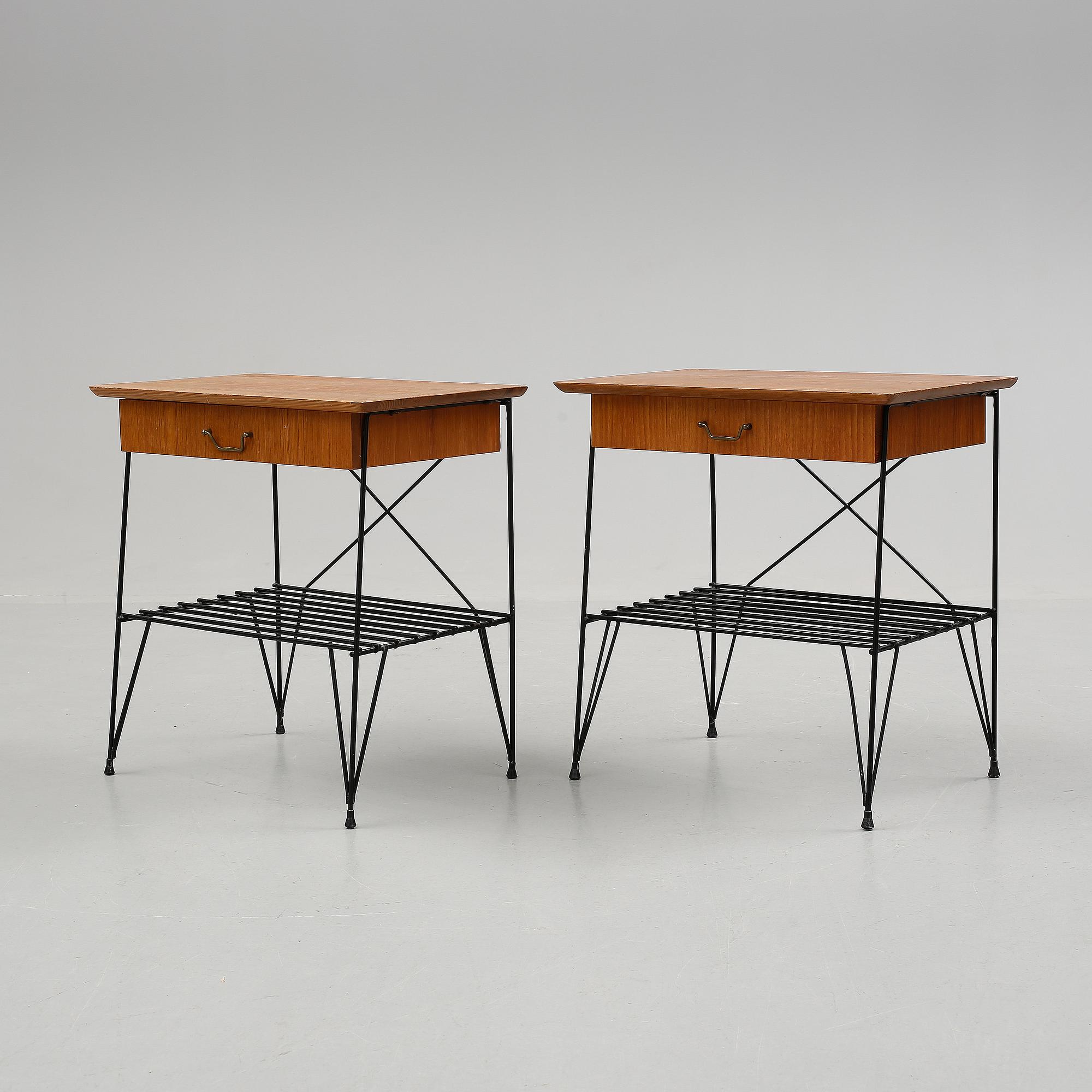 SÄNGBORD, ett par, 1950-tal.