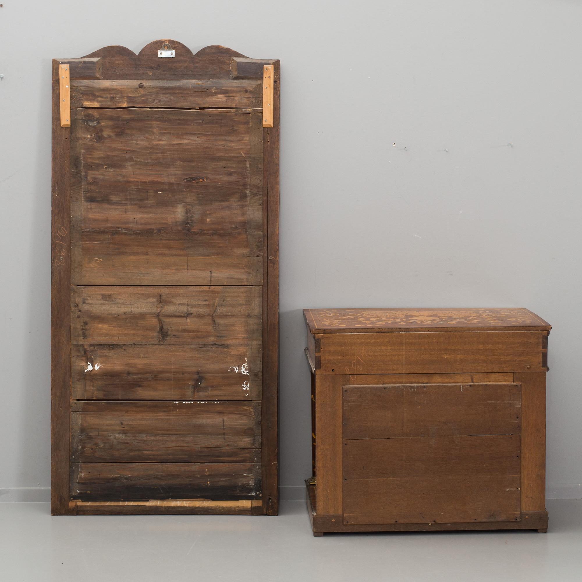 SPEGEL med KONSOLBORD, empire, 1800-talets första del/mitt. Sannolikt Holland.