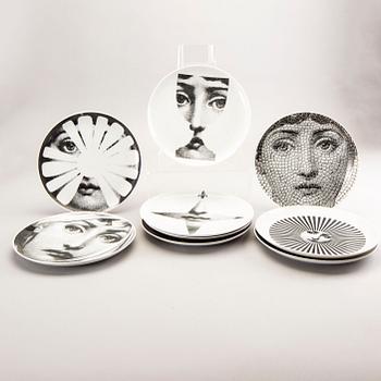 Piero Fornasetti, tallrikar, 14 st,  "Tema E Variazioni", Fornasetti, Italien.