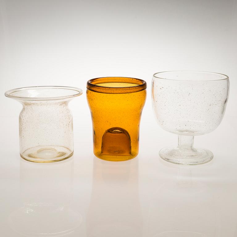 KAJ FRANCK, A set of five art glass objects "Sargasso", signed Nuutajarvi Notsjö.