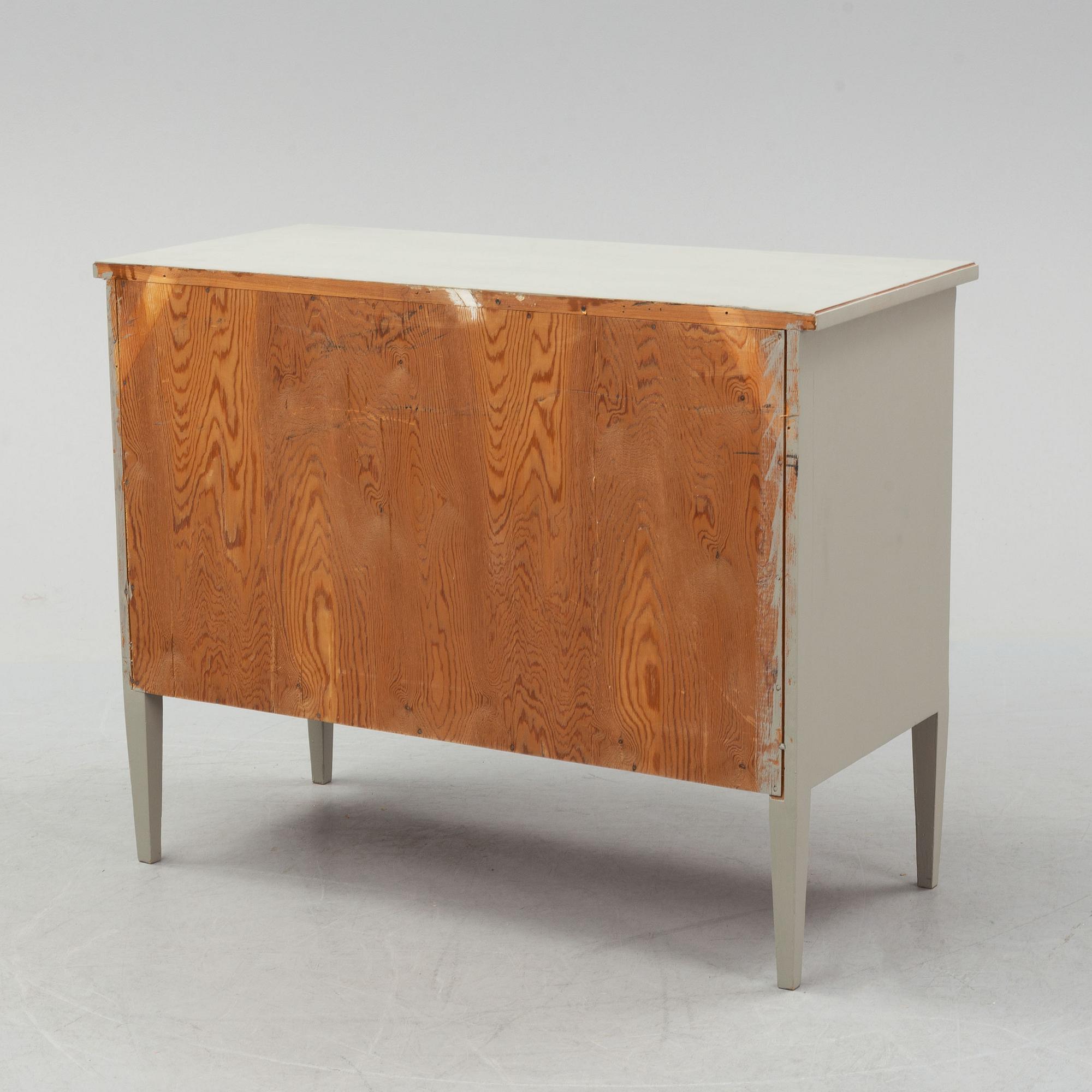 A painted chest of drawers, 1920's/30's.
