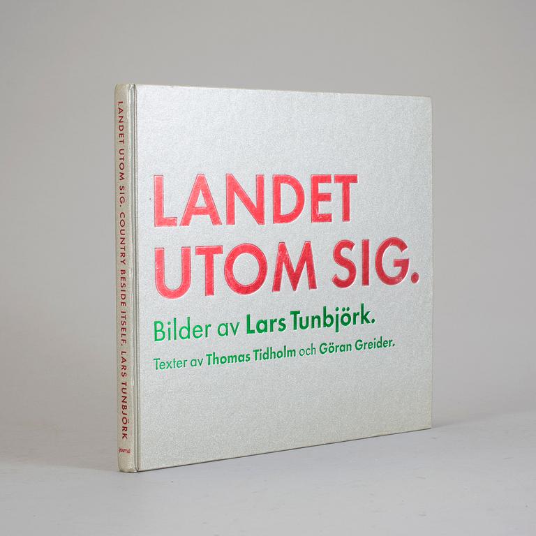 LARS TUNBJÖRK, bok/journal, "Landet utom sig", 1:a upplaga, 1993.