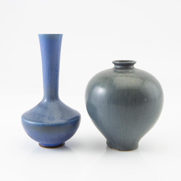 Berndt Friberg, vaser 2 st signerade Gustavsbergs studio 1951 och 1965.