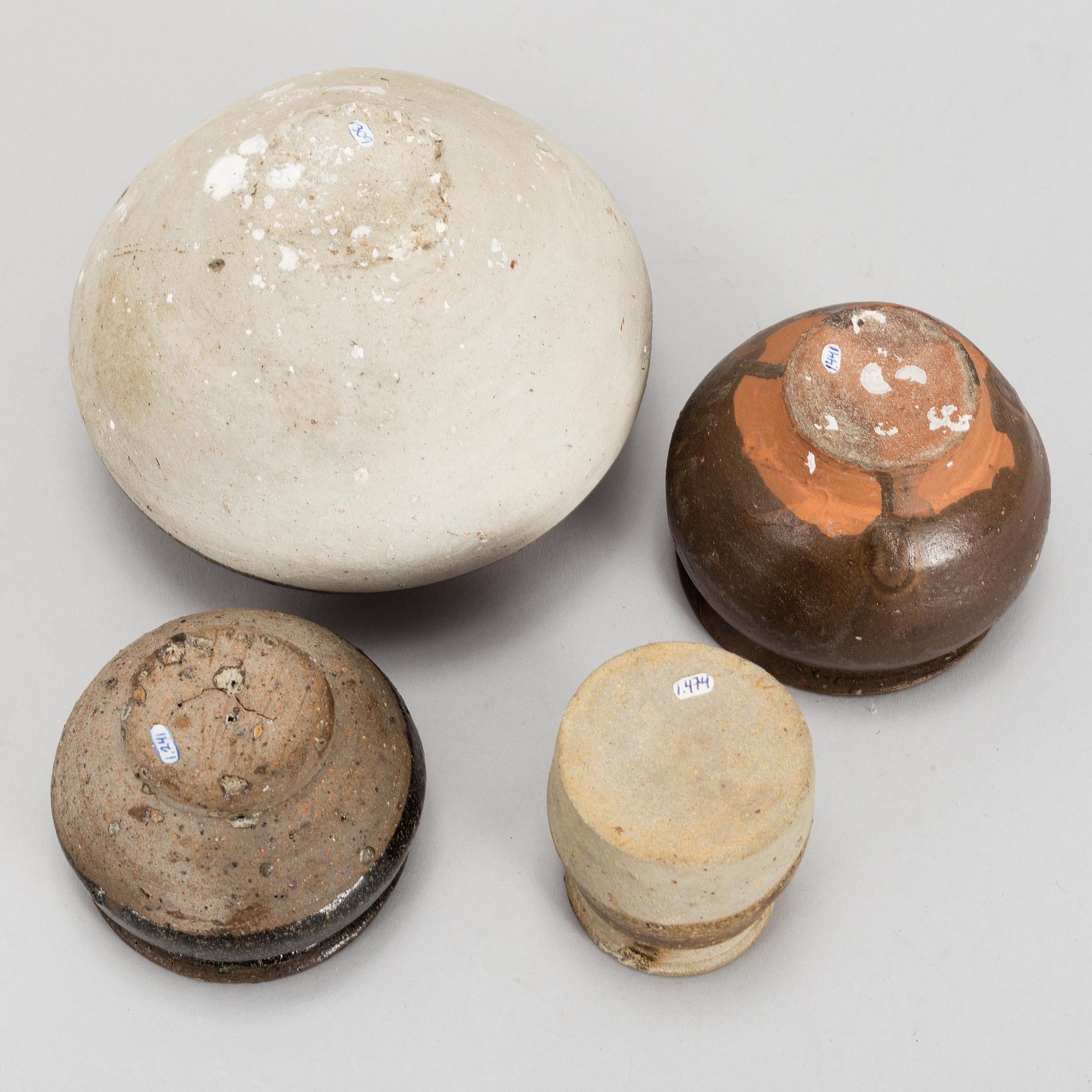 URNOR, fem stycken, keramik. Sydostasien, 1800-tal samt 1900-tal.