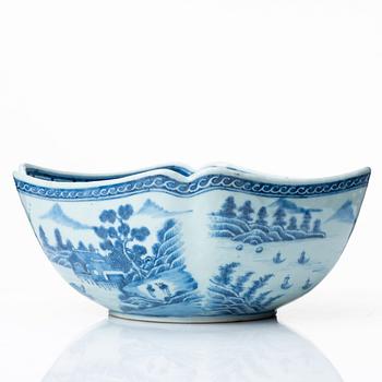 A blue and white pillow shaped bowl, Qing dynasty, Qianlong (1736-95).