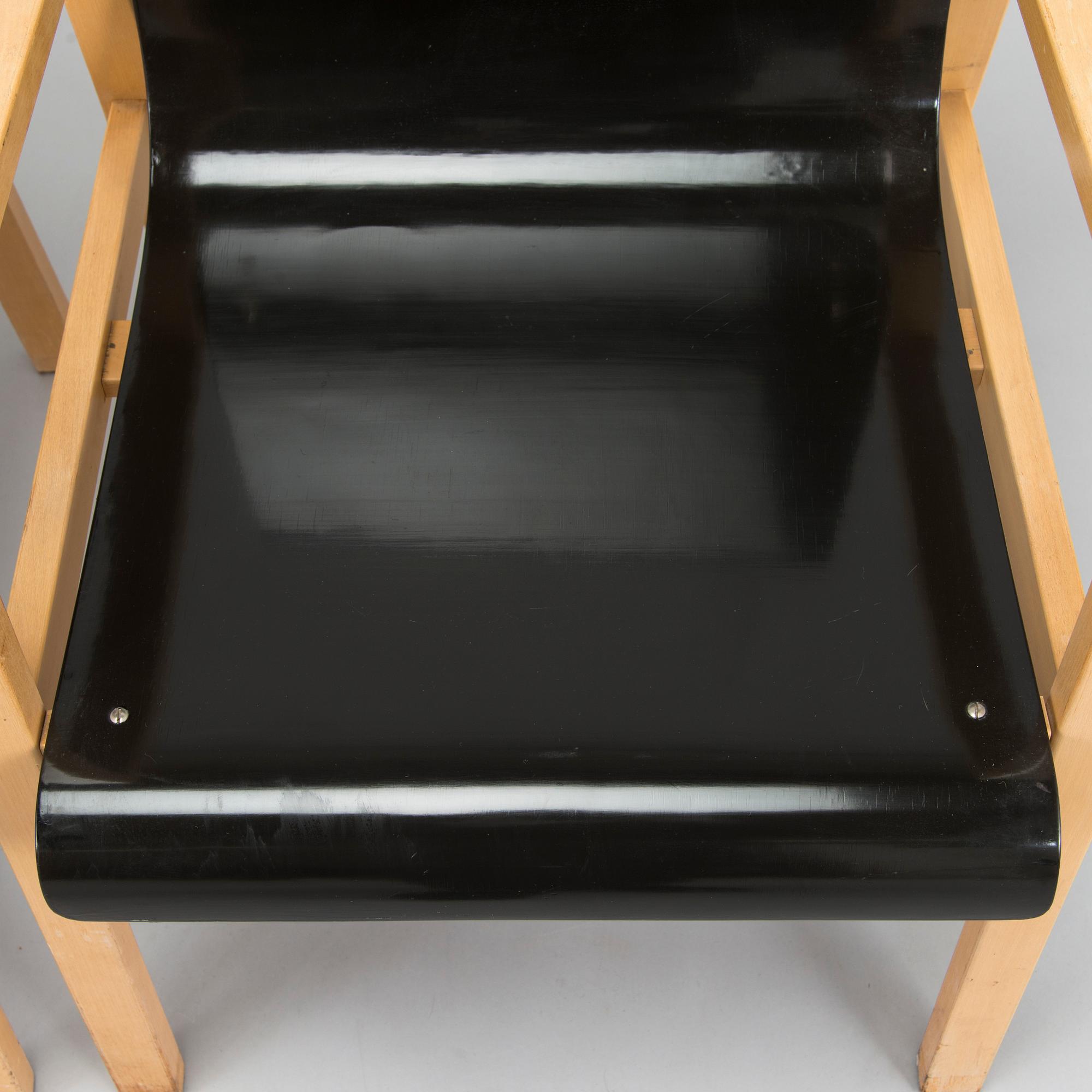 lvar Aalto, a pair of '403' armchairs for Artek.
