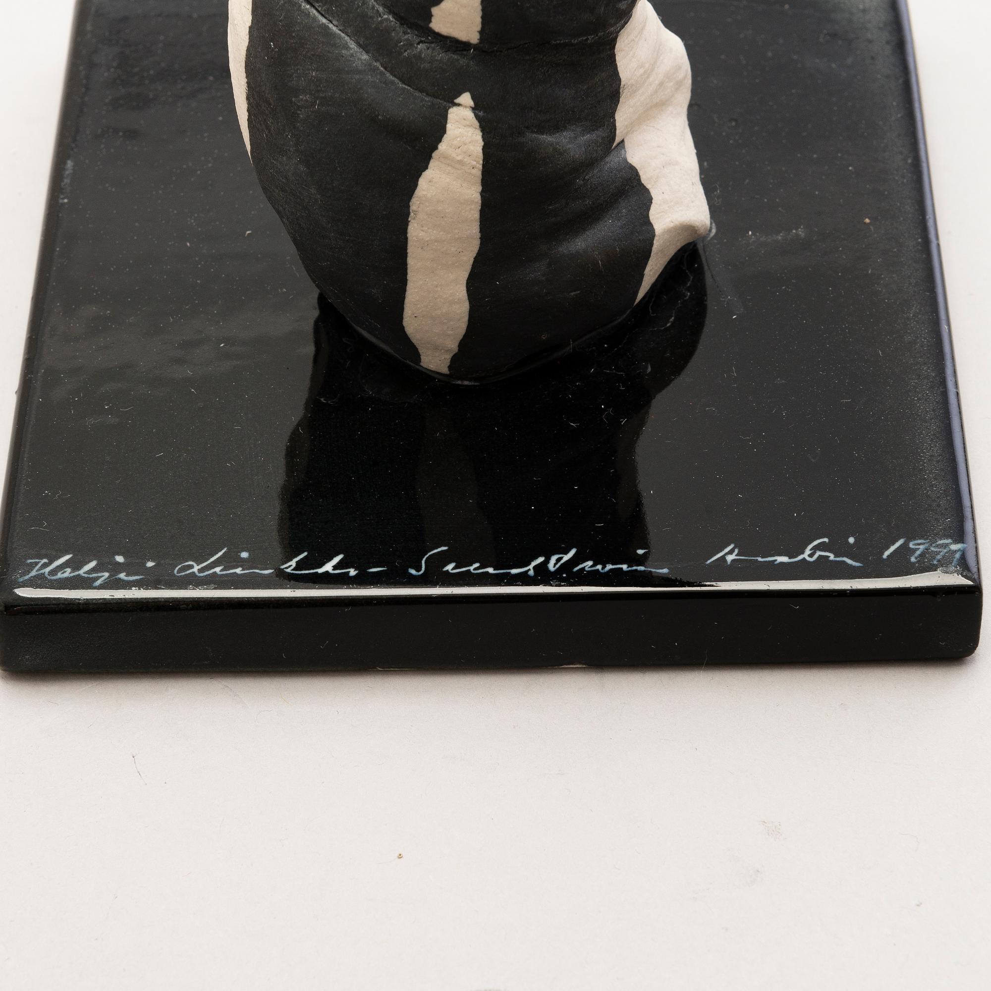 HELJÄ LIUKKO-SUNDSTRÖM, uniikki veistos, signeerattu, Heljä Liukko-Sundström 1999.