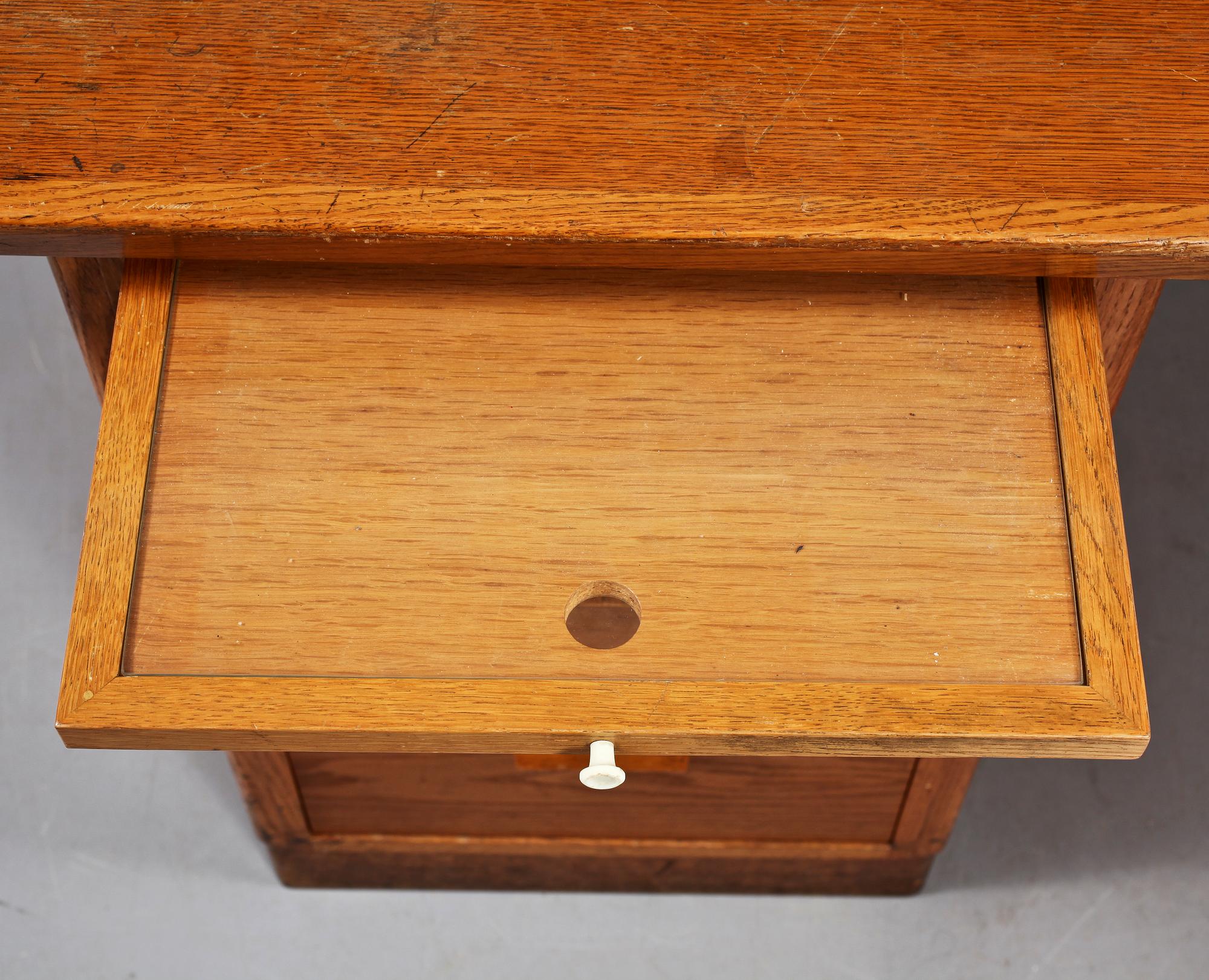 SKRIVBORD, 1900-tal.