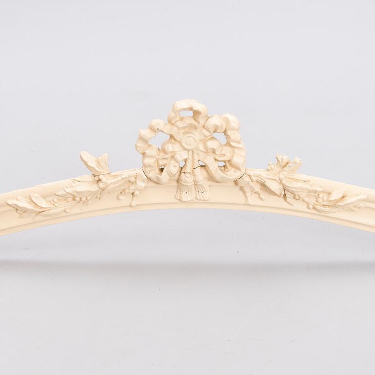 KORNISH, gustaviansk stil, 1900-talets första hälft.