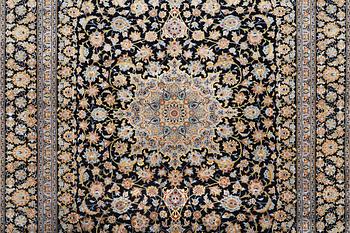 Matta, Keshan, ca 400 x 293 cm.