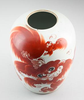 LOCKURNA, porslin, Kina, 1800-tal.