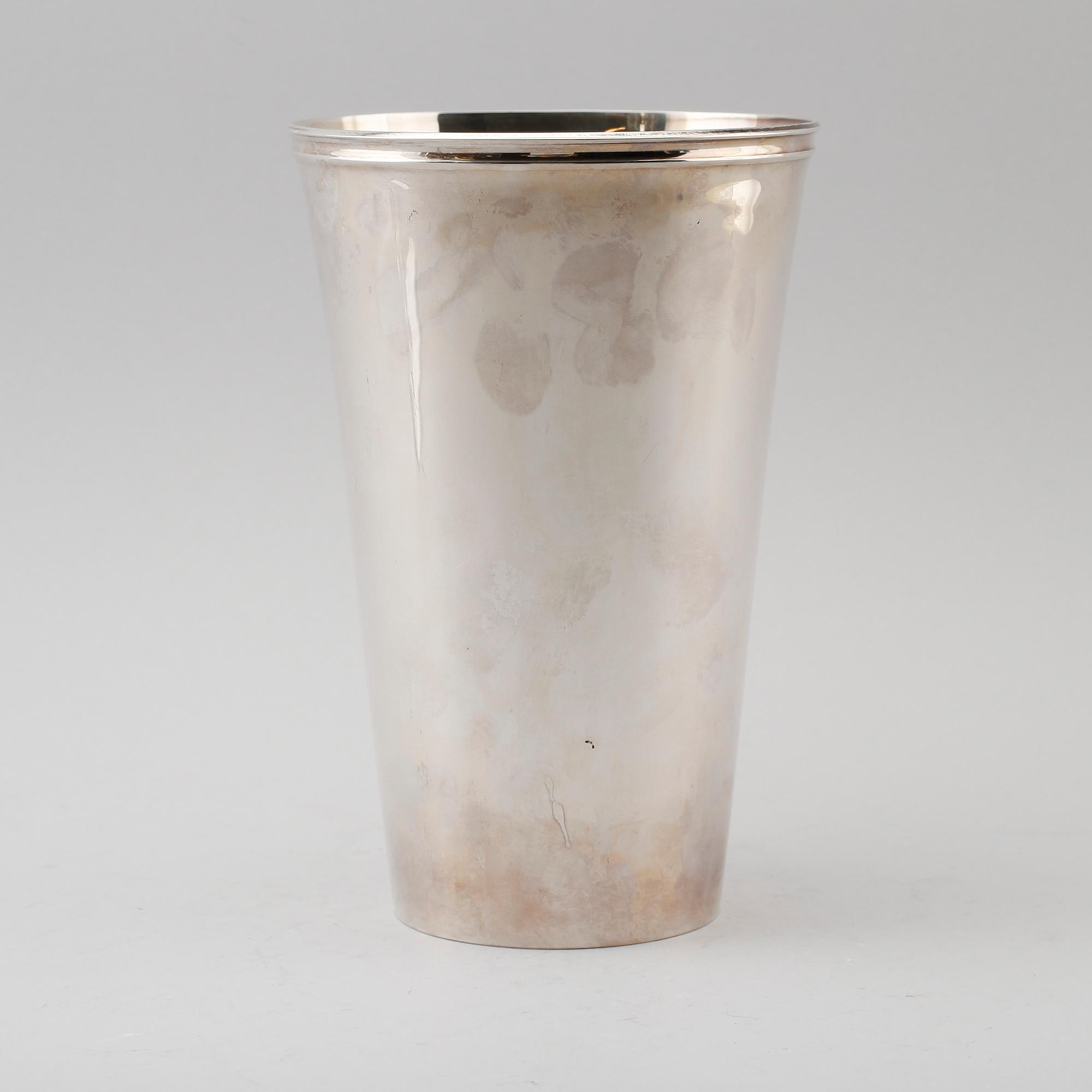 VAS, silver, Vera Ferngren, CG Hallberg, Stockholm 1961. Vikt 569 g.