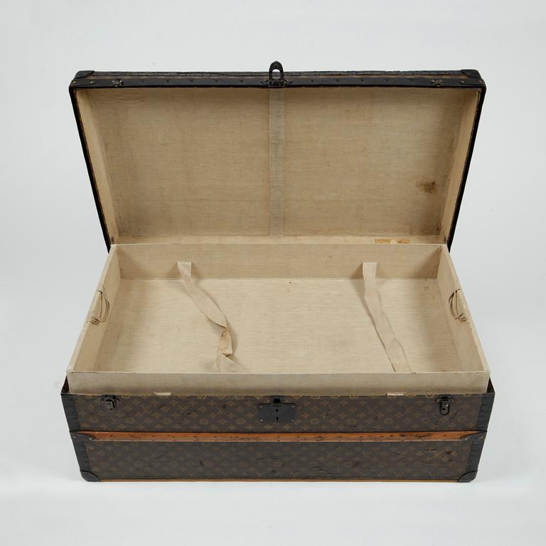 LOUIS VUITTON, koffert, sekelskiftet 1800/1900.