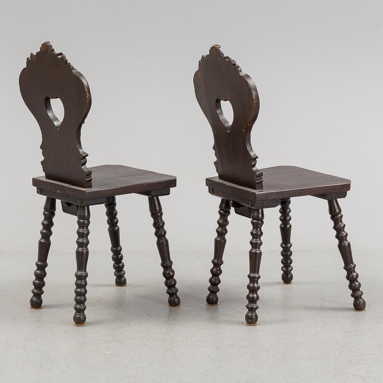 MATBORD OCH SEX STOLAR, renässans-stil, 1900-talets första hälft.