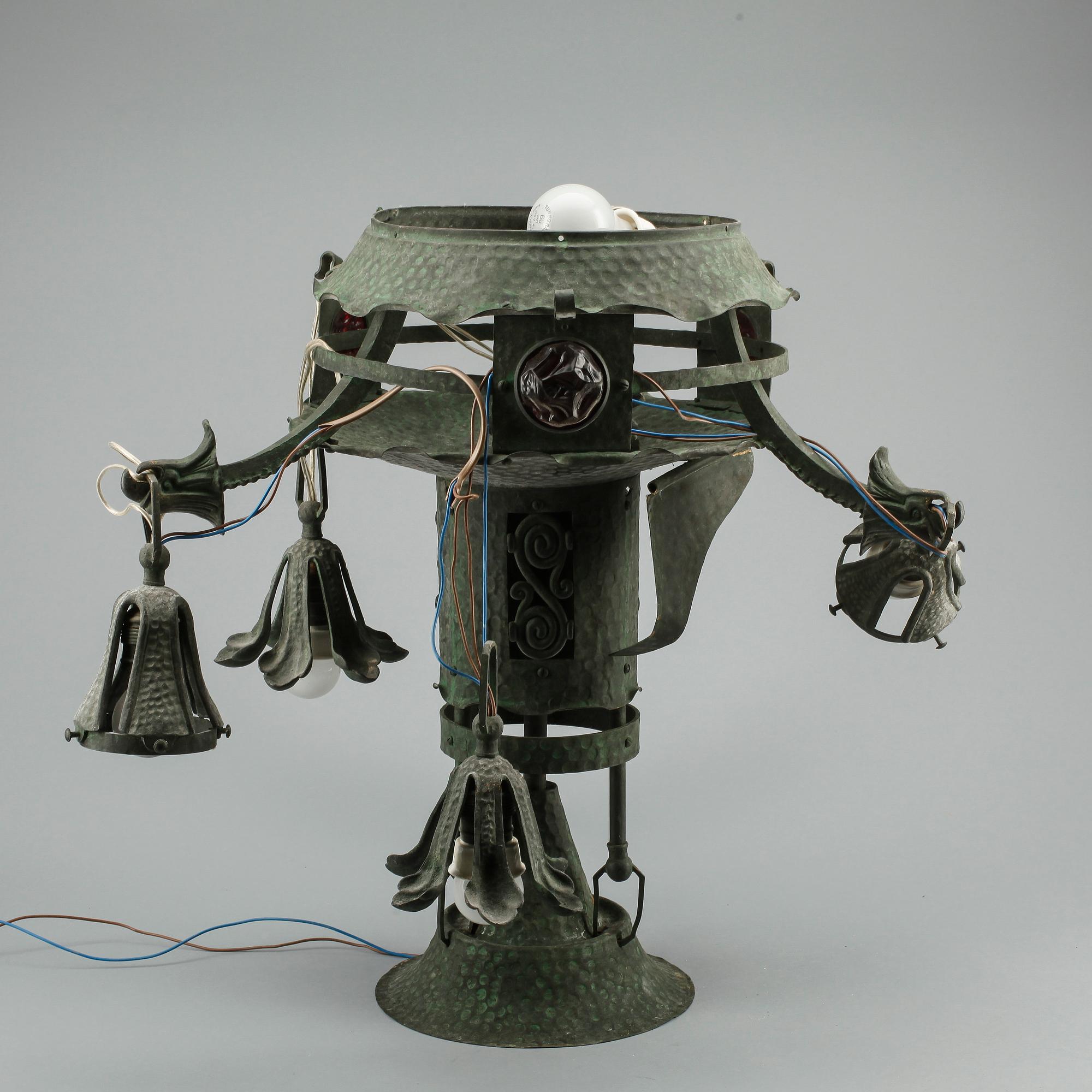TAKLAMPA, jugendstil, 1900-talets första hälft.