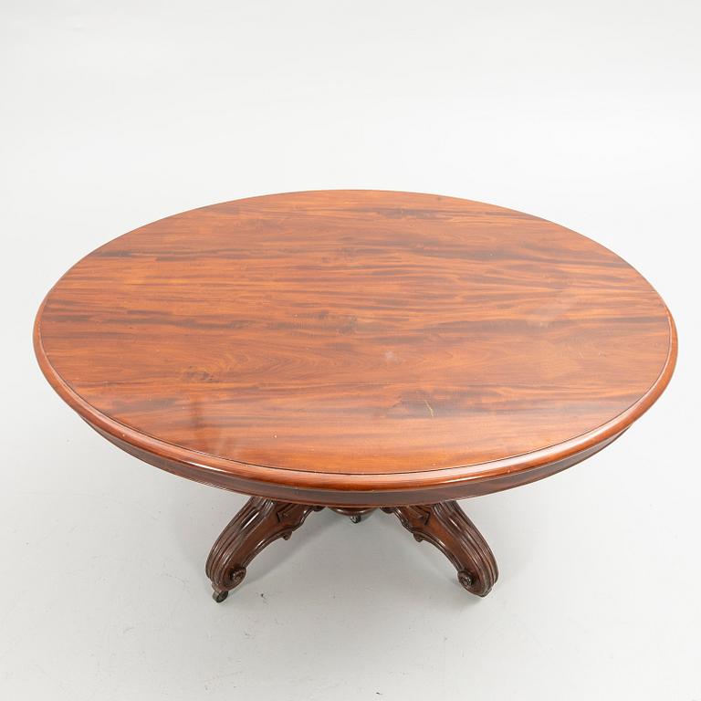 Salon table / Dining table, late 19th century.