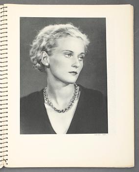 FOTOBÖCKER, 3 st, Photo Graphie, 1931, 1935, 1936, Edition des Arts et Métiers Graphiques, Paris.